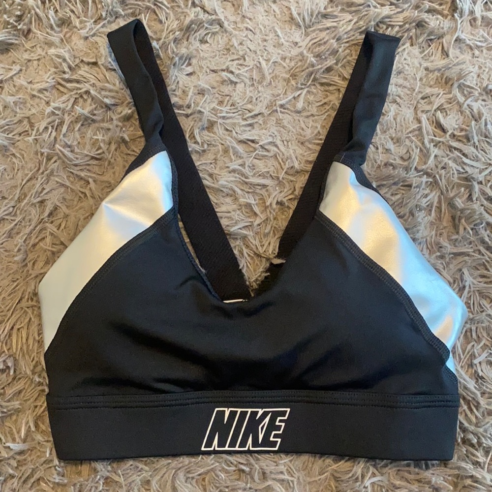 Nike Women’s Sports Bra